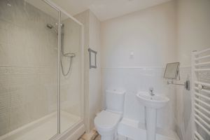 En suite- click for photo gallery